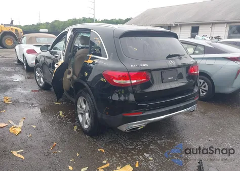 2017 Mercedes-Benz Glc 300 4Matic from USA, damaged, VIN WDC0G4KB1HF220798